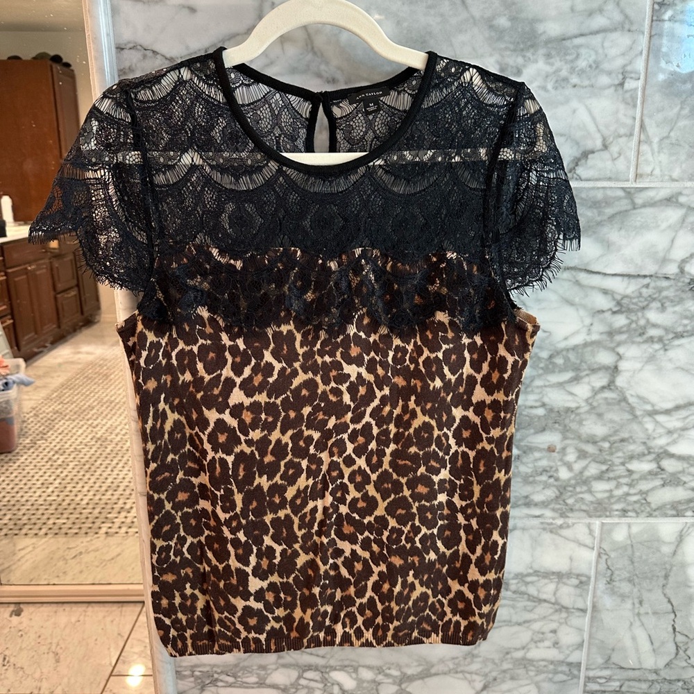 Ann Taylor cheetah print and lace sweater top medium